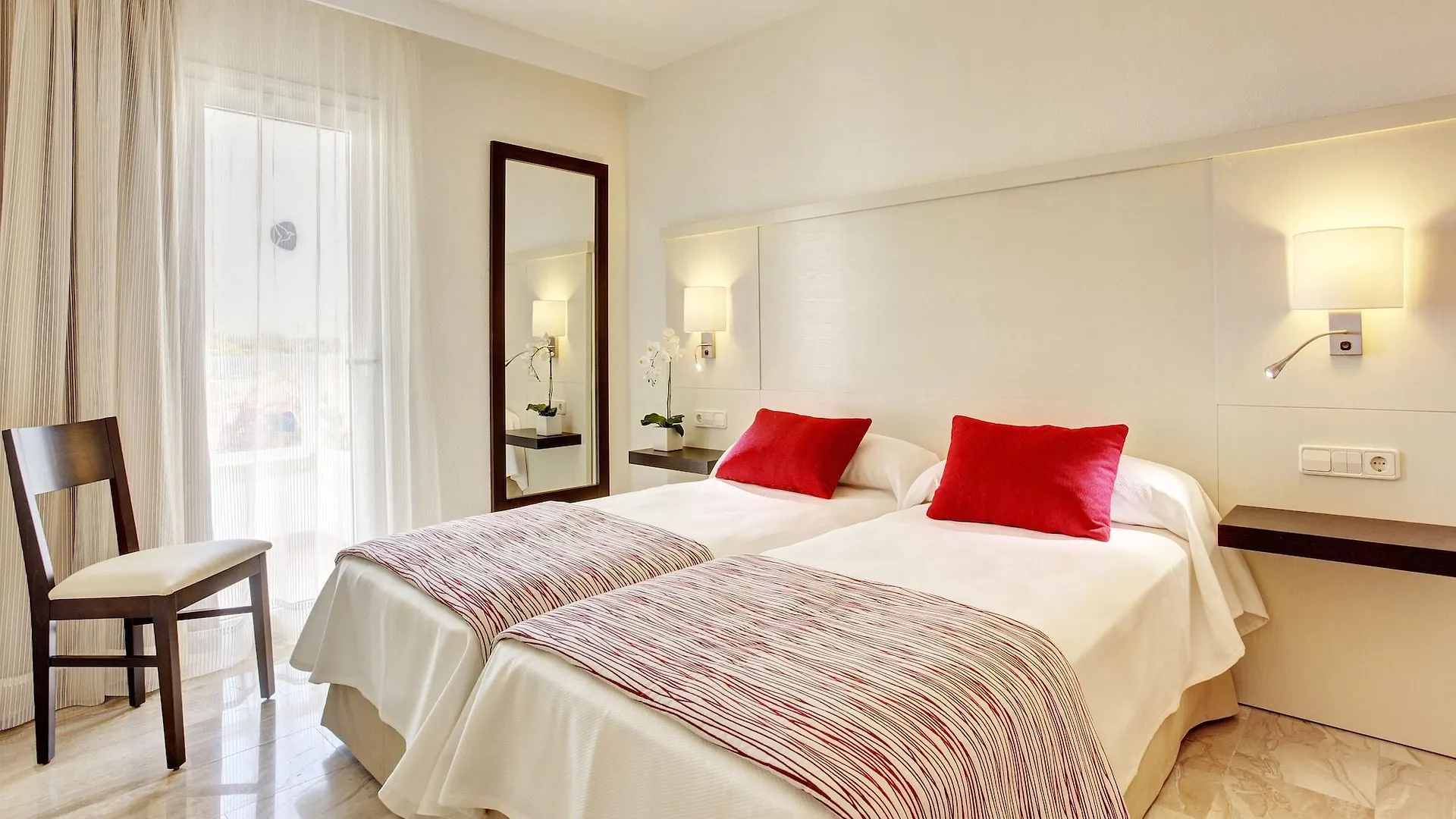 Grupotel Alcudia Suite Playa de Muro