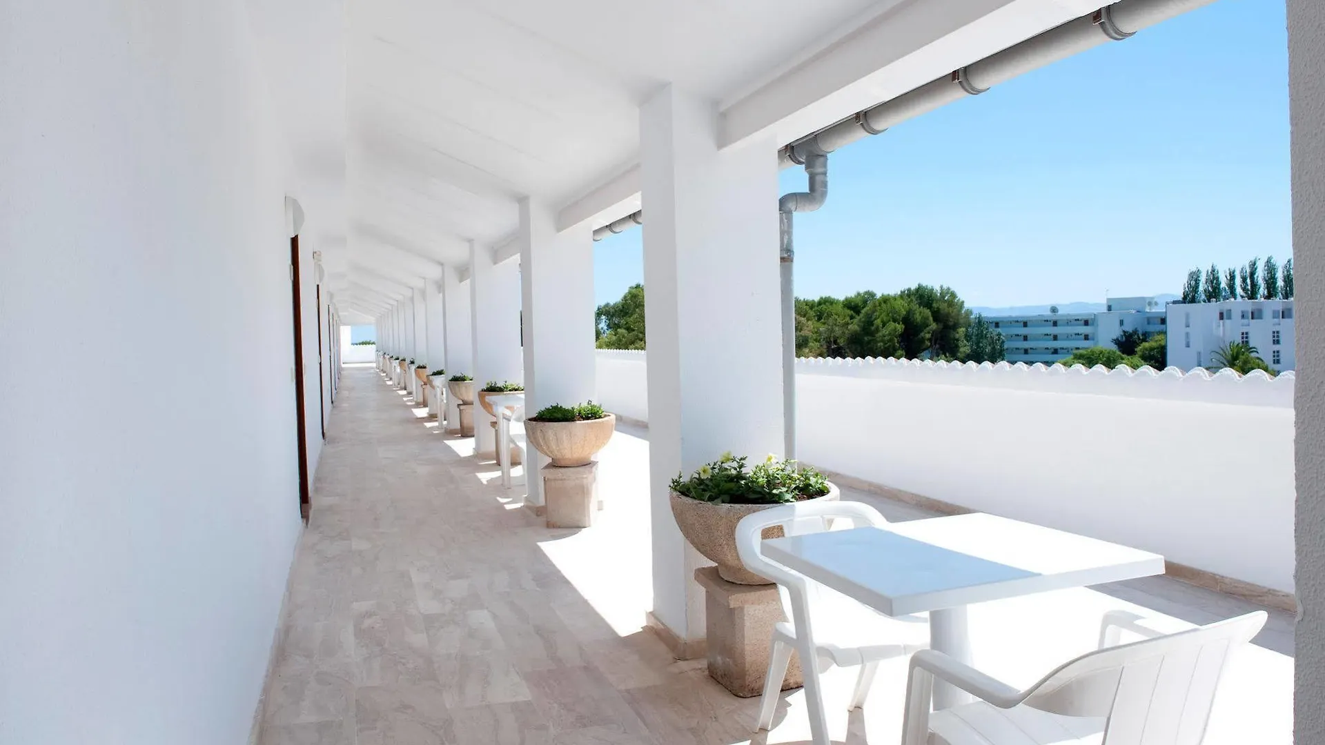 Aparthotel Grupotel Alcudia Suite Playa de Muro